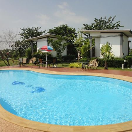 Baan Suan Thanwalai Khon Kaen Extérieur photo